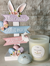 Load image into Gallery viewer, Spring Squeeze Soy Candle

